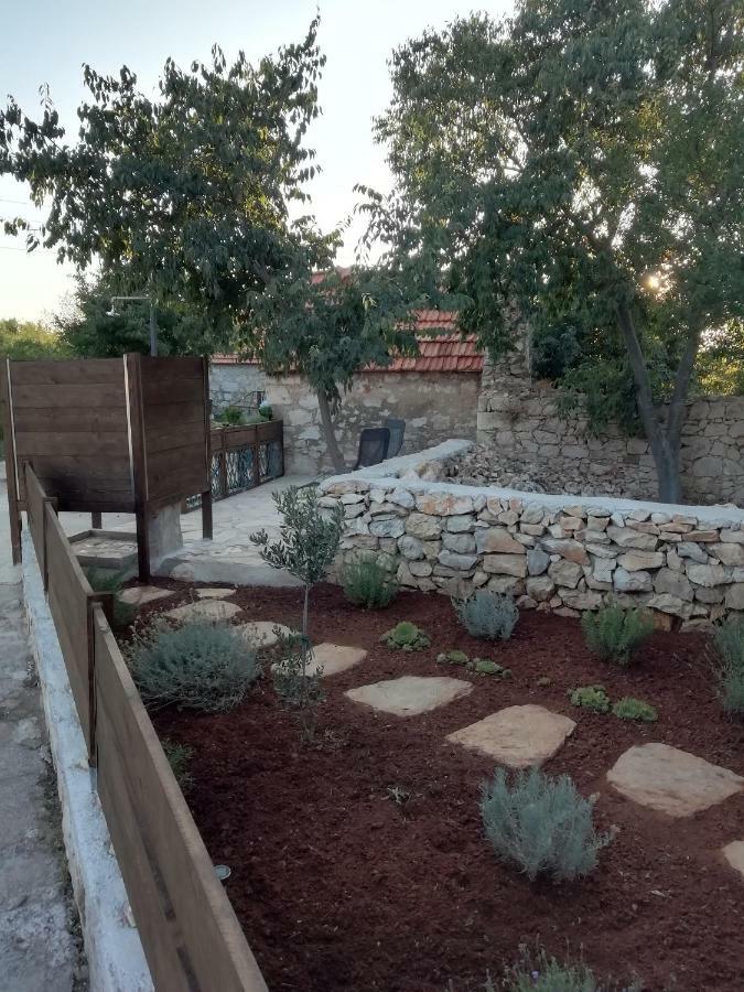 Krka Waterfalls Stonehouse Roko Лозовац Экстерьер фото
