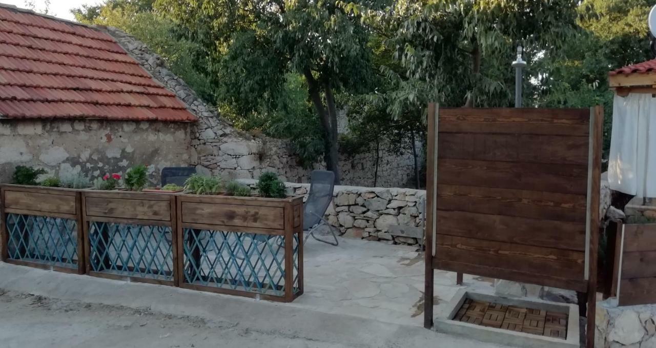Krka Waterfalls Stonehouse Roko Лозовац Экстерьер фото