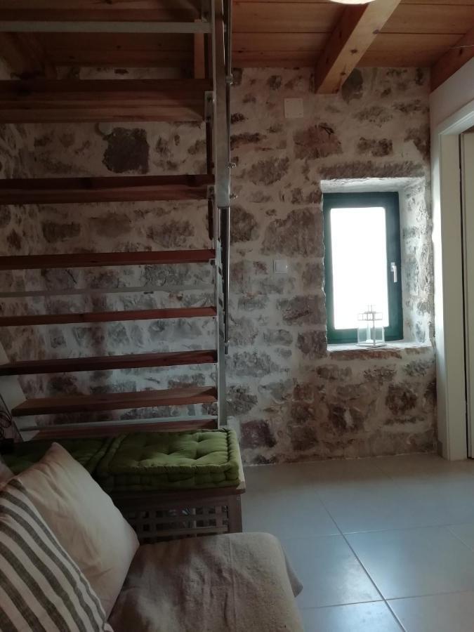 Krka Waterfalls Stonehouse Roko Лозовац Экстерьер фото
