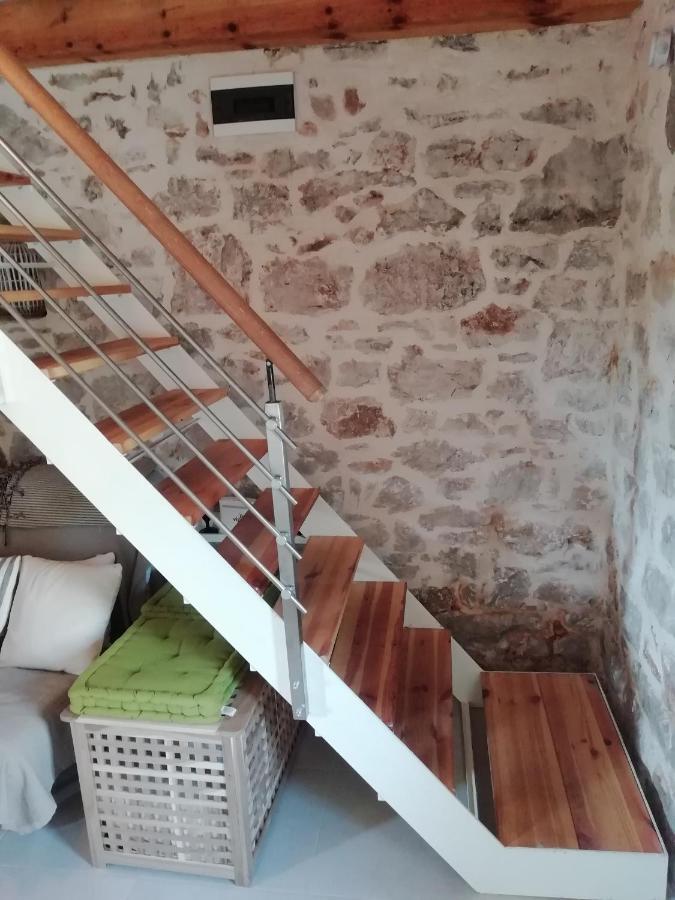 Krka Waterfalls Stonehouse Roko Лозовац Экстерьер фото