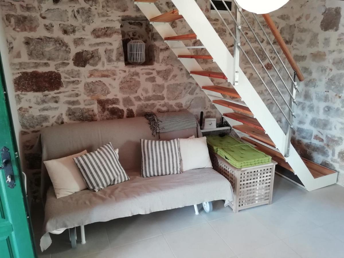 Krka Waterfalls Stonehouse Roko Лозовац Экстерьер фото