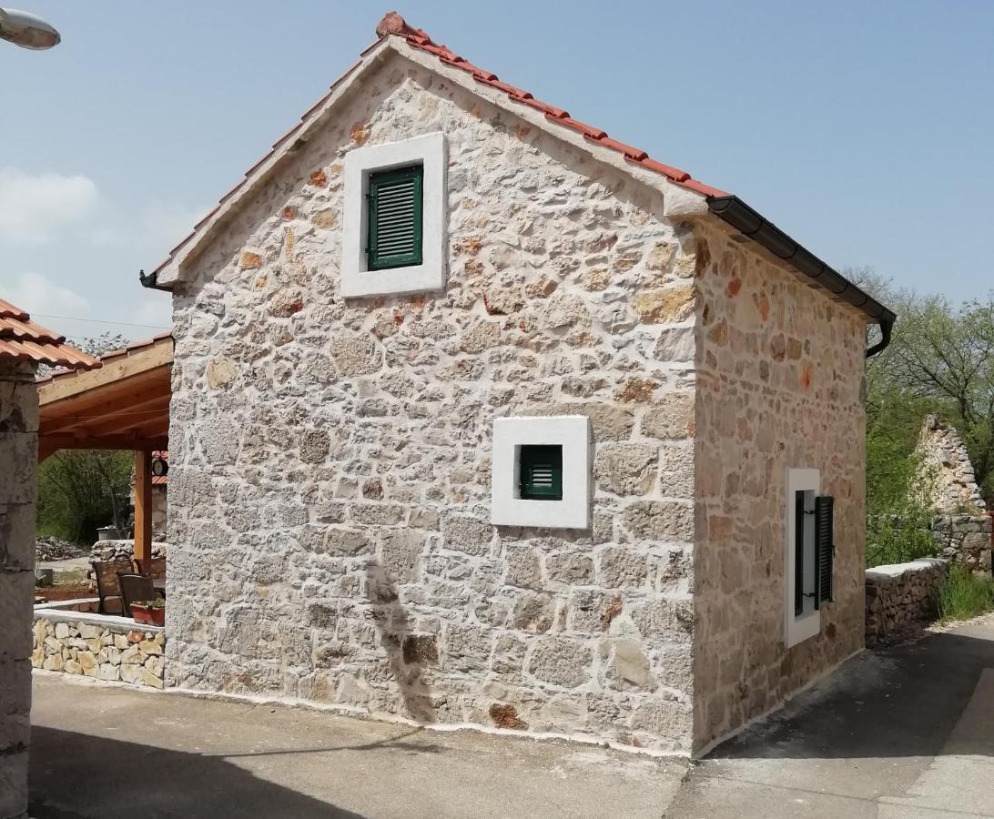 Krka Waterfalls Stonehouse Roko Лозовац Экстерьер фото